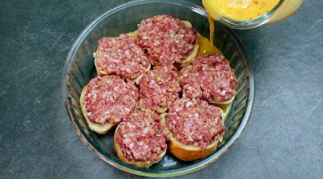 Быстрый мясной пирог БЕЗ ВОЗНИ С ТЕСТОМ и ЗАМОРОЧЕК! Вкусный, сытный ужин из батона и фарша!