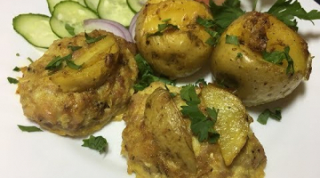 Чесночная картошка с мясными котлетами