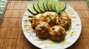 Фрикадельки с картошкой в духовке