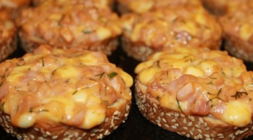 Горячие бутерброды в духовке. Очень вкусные и сочные.