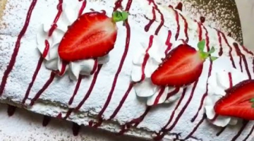 Клубничный рулет с крем-чизом. Невероятно нежный и вкусный - Еда, иди ко мне сюда. Рецепт #shorts