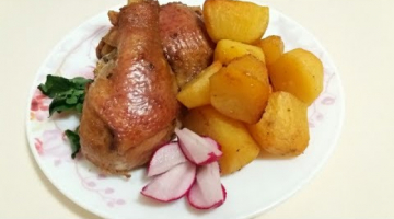 Курица запеченная с картофелем. Простой и очень вкусный ужин.  chicken baked with potatoes