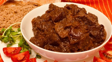 Мясо, Вино и Сливы - Необычное сочетание - Авторский рецепт