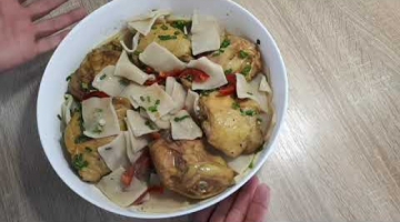 НЕЖНАЯ КУРИЦА С ЛЕПЕСТКАМИ ТЕСТА...