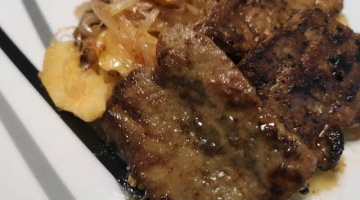 ПЕЧЕНЬ с жареным луком и яблоком по Берлински! 