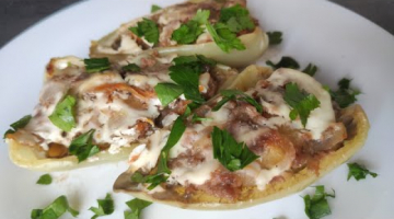 Перчики, фаршированные фаршем и сыром, запеченны в духовке