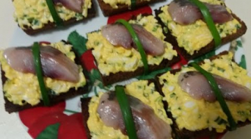 Праздничная закуска из селедки. Готовим бутерброды с сельдью