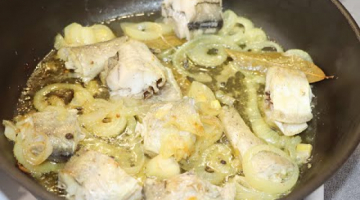 Рыба С Луком И Сливочным Маслом / Сочный Минтай на Сковороде