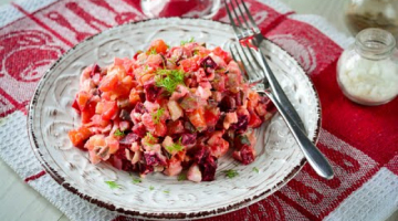 Салат «Росолье» - вкуснейший салат из селедки и свеклы, со сметаной и горчицей. Нарежьте и смешайте!