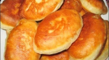 Жареные пирожки с картошкой, луком и зеленью